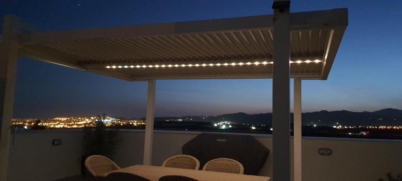 Baviera Hills Holiday Apartment Caleta De Velez Eksteriør bilde