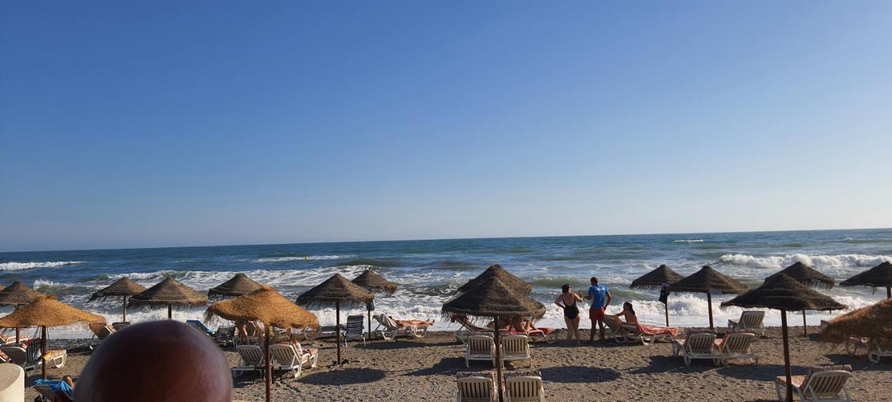 Baviera Hills Holiday Apartment Caleta De Velez Eksteriør bilde
